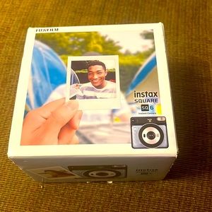 fujifilm Instax Square SQ 6 - blue/black instant camera